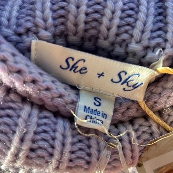 Purple sweater she and sky Small - Picture 12 of 12